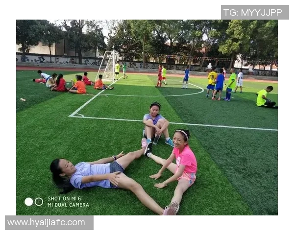 王静专访:从绿茵场到人生舞台的足球旅程回顾与反思 王静专访:从绿茵场到人生舞台的足球旅程回顾与反思